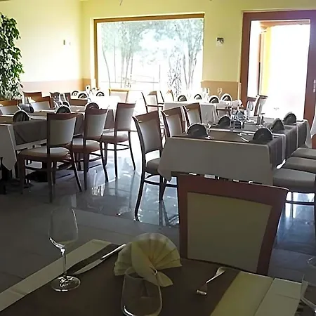 Corvus Aqua Hotel 3*