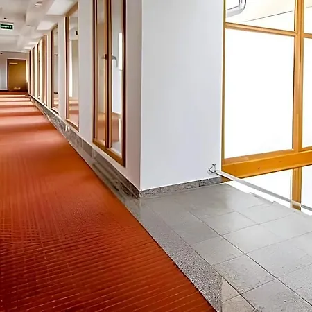 Corvus Aqua Hotel