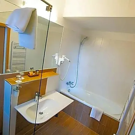 Corvus Aqua 3*
